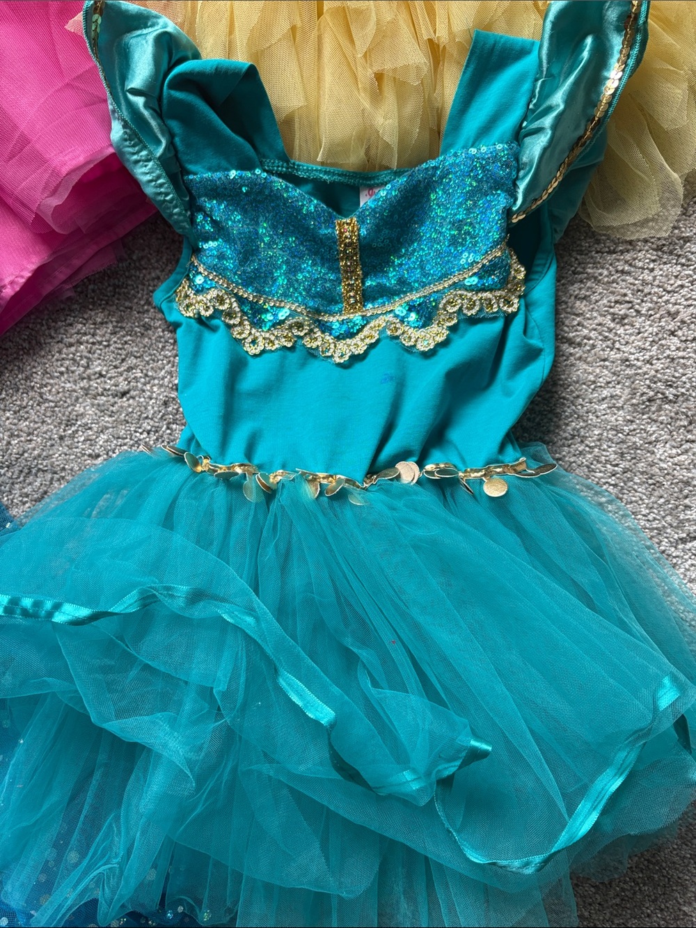 Disney Princess Dress Lot - Yellow, Pink, Teal, Blue, White Costumes - Picture 4 of 6